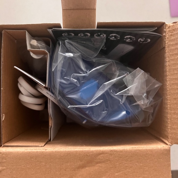 Diamond Elite-Ultrasonic Toothbrush w UV Sanitizer - Picture 2 of 5